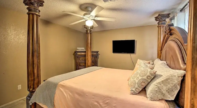 Коттедж Yuma Retreat w/ Fire Pit in a Golf Course Mecca!
