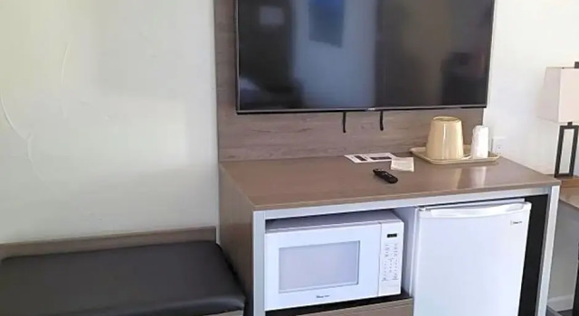 Номер Standard с видом на озеро Americas Best Value Inn Polson
