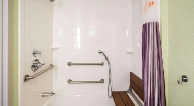 Номер Standard La Quinta by Wyndham Orange County Airport
