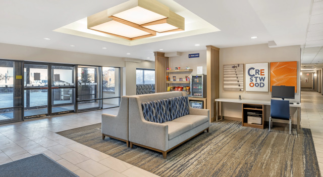 Holiday Inn Express Crestwood by IHG