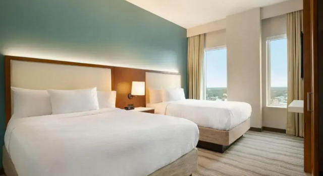 Четырёхместный люкс с 2 комнатами Embassy Suites By Hilton Sarasota
