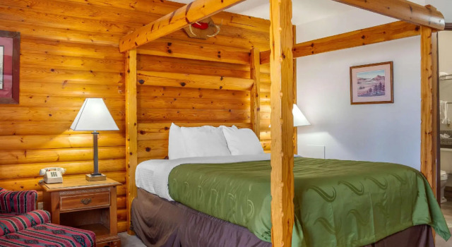 Двухместный номер Standard Quality Inn & Suites Prairie Du Chien