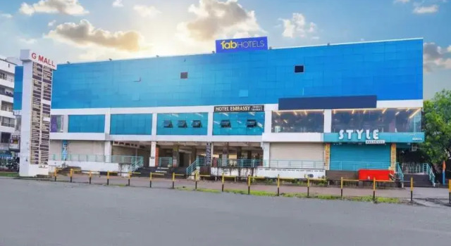 FabHotel Embassy, Забронировать Отель Отели штата Махараштры 3 звезды, 3*