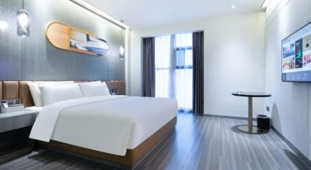 Люкс Shiyan Railway Station Chongqing Road Atour X Hotel