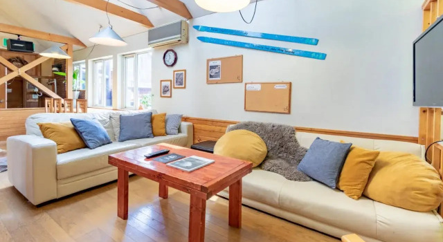 Moorea Lodge