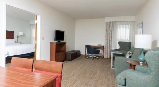 Люкс Hampton Inn Grand Rapids/North
