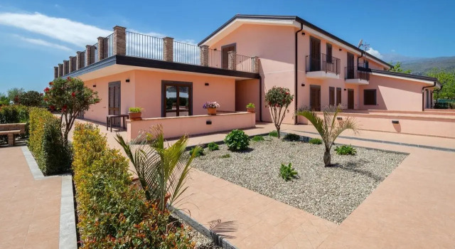 La Terra Dei Sogni, Book Hotel Hoteller i Etna med pool, Swimmingpool