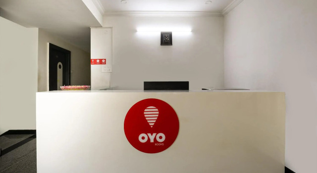 OYO 9804 Hotel SR Residency, Rezerwuj Hotel Hotele w Andhra Pradesh z parkingiem, Parking