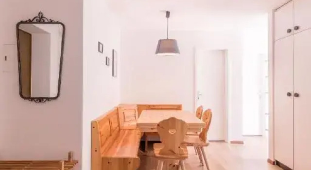 Ferienwohnung Cristallina, Book Hotel Laax 