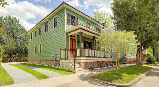 Апартаменты с 2 комнатами с балконом Victorian New Bern Vacation Rental In Downtown!
