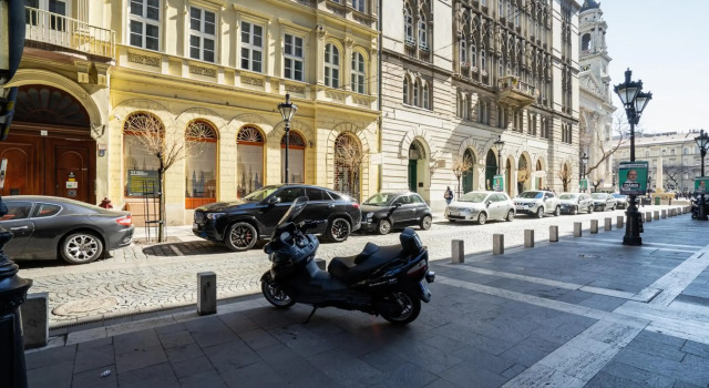 Elegant Suite Basilica View with free parking, Забронировать Отель Будапешт 