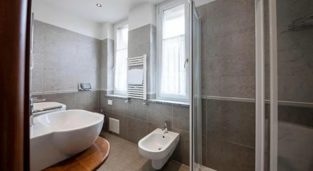 Трёхместный номер Standard Hotel Elena