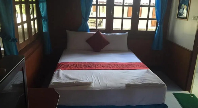 Бунгало Chaloklum Bay Resort