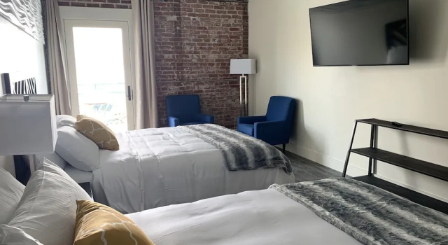Четырёхместный номер Economy Manhattan Hotel Salida