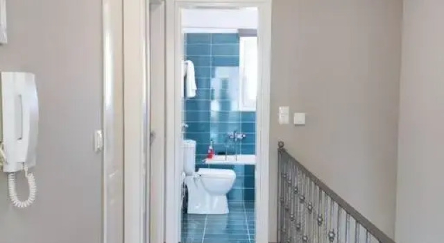 The Bright House a two-storey maisonette in Loutraki, Rezervovat Vila Loutraki 