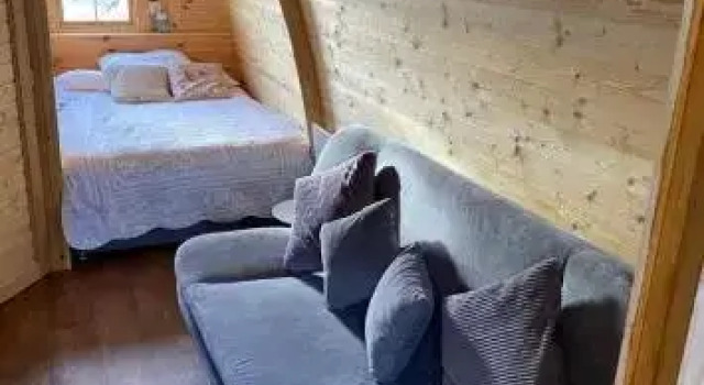 Pinkys Pod at Rock Lodge, Book Hotel Rock 