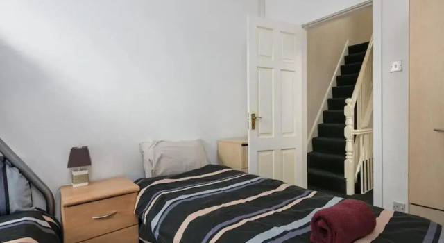6 Bedroom Chorlton Townhouse