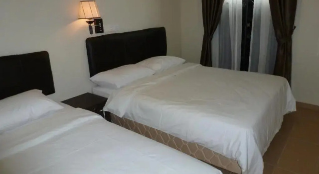 Трёхместный номер Standard Hotel Hong