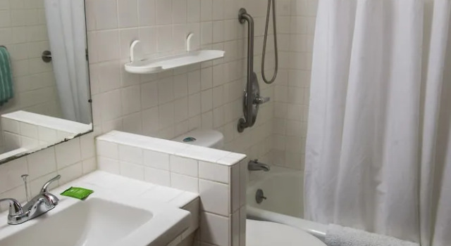 Номер Standard Fairway Overnight & Extended Stay