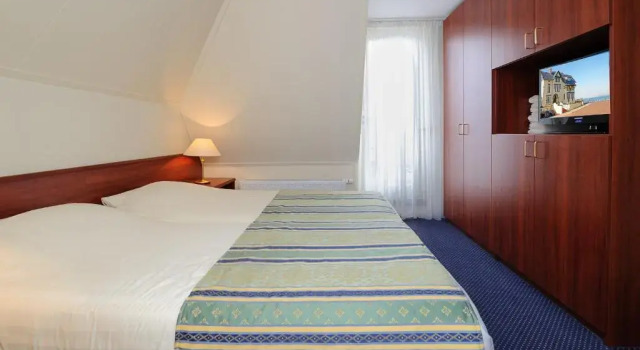 Апартаменты Boulevard Hotel Scheveningen