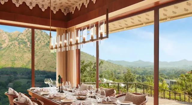 Номер Presidential с 2 комнатами с панорамным видом Taj Aravali Resort & Spa Udaipur