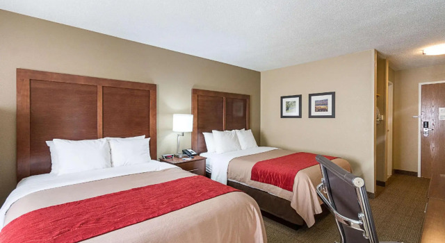 Двухместный номер Standard Comfort Inn Barboursville near Huntington Mall area