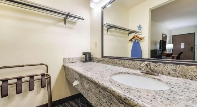 Номер Standard Quality Inn Bellevue