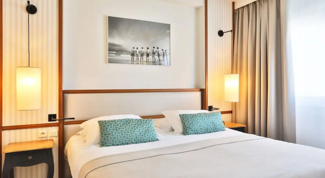 Трёхместный номер Standard с видом на город Atlantic Hôtel & Spa