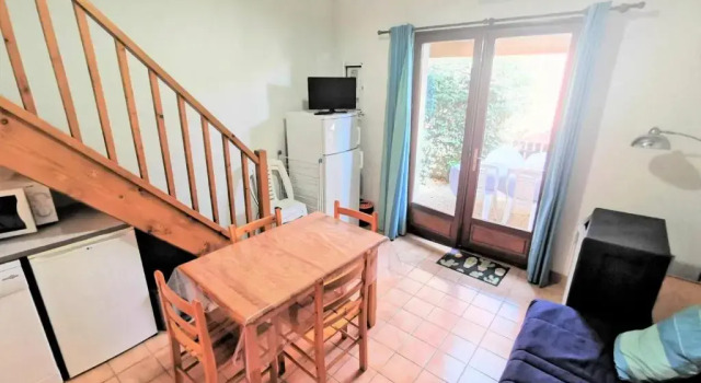 Résidence MAISONS DE LA PLAGE - Maisons & Villas pour 5 Personnes 74, Rezerwuj Hotel Leucate Corbières