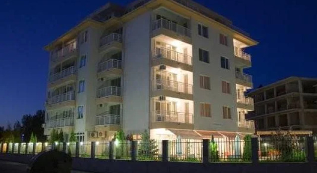 Sunny House Apart Hotel, Забронировать Апарт-отель Апарт-отели Солнечного берега, рядом с Клуб GRAND, Апарт-отель