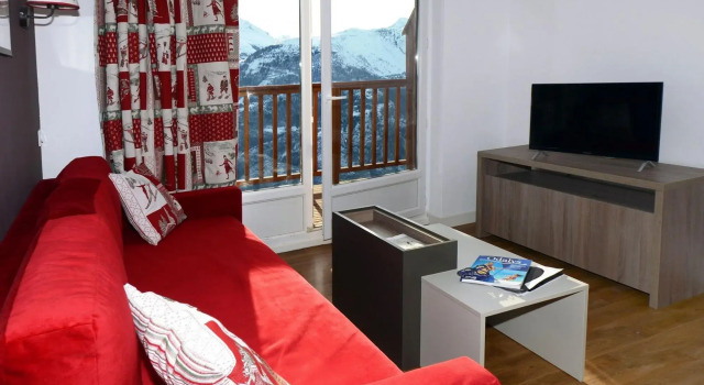 Chalet in Auris-en-oisans With Balcony Views, Забронировать Шале Ори Oisans, рядом с Горнолыжный курорт Орис-ан-Уазан