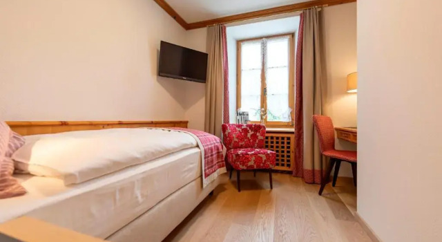 Одноместный номер Standard Hotel Steinbock Pontresina