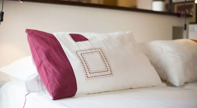 Residence Masnaiot, Boek Hotel Hotels in Langhe met parkeren, Parkeren