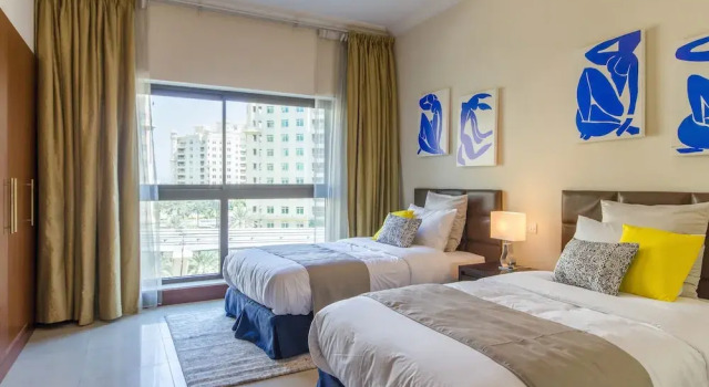 Bespoke Residences - Golden Mile 2, Забронировать Отель Пальма Джумейра , рядом с Jumeirah Palm Tram Station