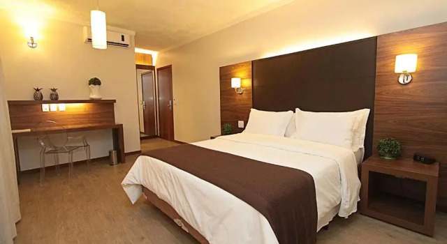 Двухместный номер Deluxe Oasis Tower Hotel