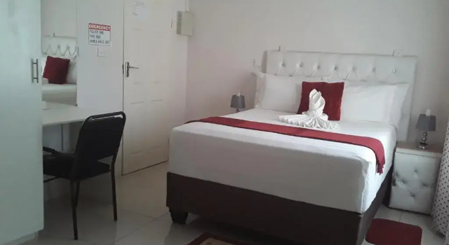 Rest & Digest, Book Hotel Serowe Central District