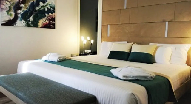 THE ONE Grand Hotel da Póvoa - by MHMB Hospitality, Забронировать Отель Отели Региона Порту с парковкой, Парковка