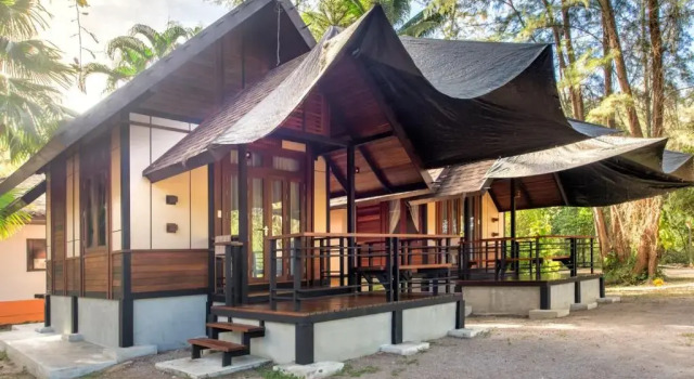 Бунгало с видом на воду Pakmeng Resort