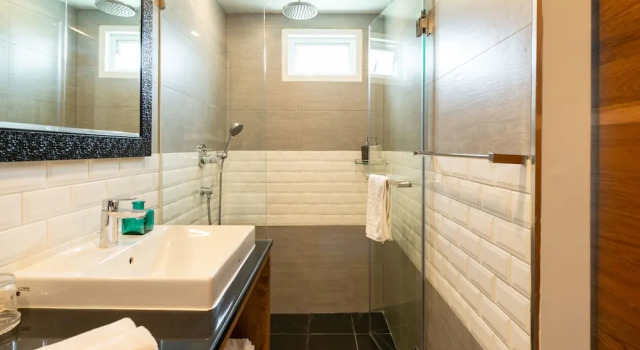 Двухместный номер Standard с балконом Maneeya Park Residence