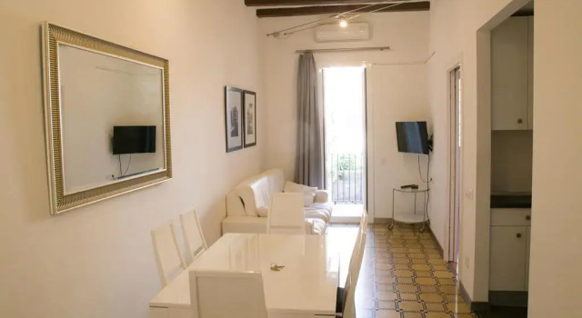 Barnapartments Basic Gracia, Забронировать Апартаменты/квартира Грасиа Барселона, рядом с Jove Regina Theatre