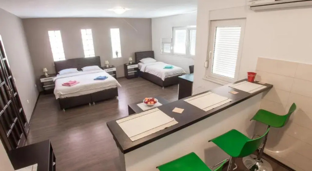 Студия Guesthouse Stari Grad