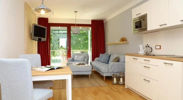Vilm 2 mit traumhaften Ostseeblick, Book Hotel Hotels in Lohme with a Pool, Swimming Pool