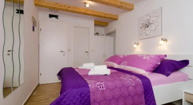 Студия Lavender Garden Apartments