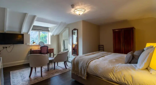 Parva Farmhouse Riverside Guesthouse, Varaa Hotelli Tintern Gwent