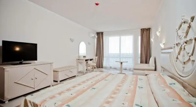 Номер Standard с балконом и с видом на море Royal Bay Hotel - All Inclusive