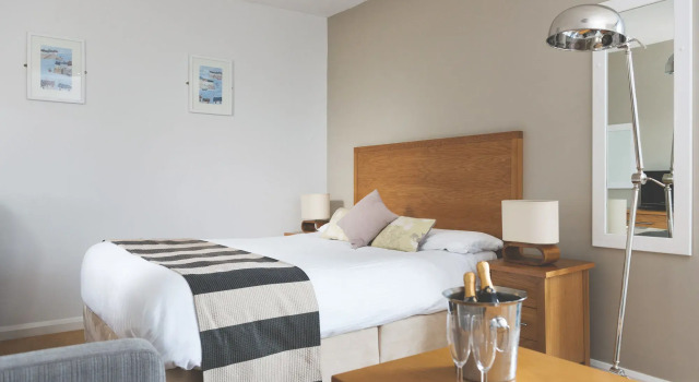 Harbour Inn