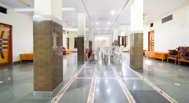 OYO 69787 Pathak Guest House, Забронировать Гостевой дом Гостевые дома Нагпур, Гостевой дом
