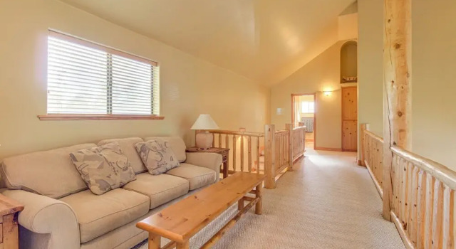 Great for Gatherings! Family Cabin in Lakeside