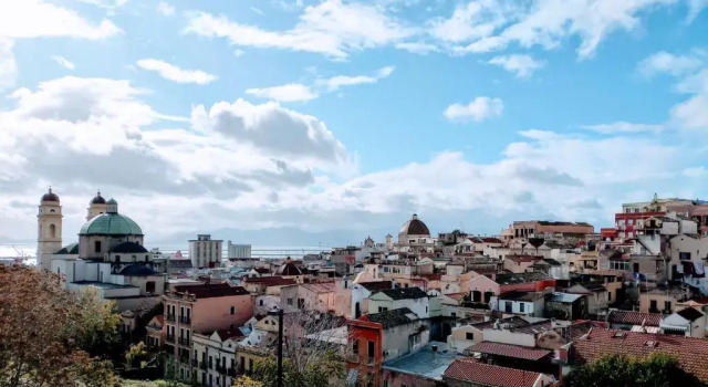 La Dolce Cagliari holiday home, Забронировать Гостевой дом Кальяри Южная Сардиния, рядом с Национальный археологический музей