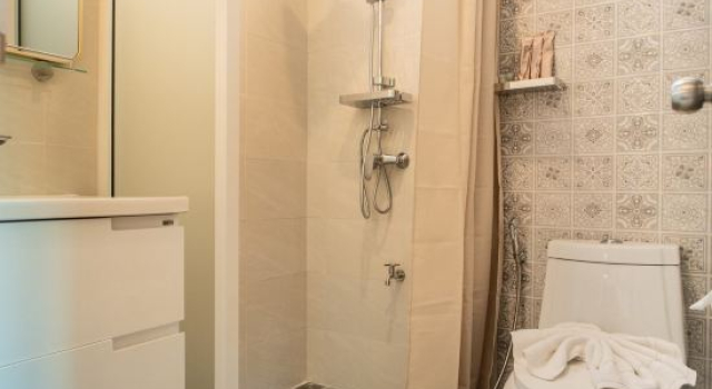 42Garden Orchid Haven Suite -Pool View & Breakfast